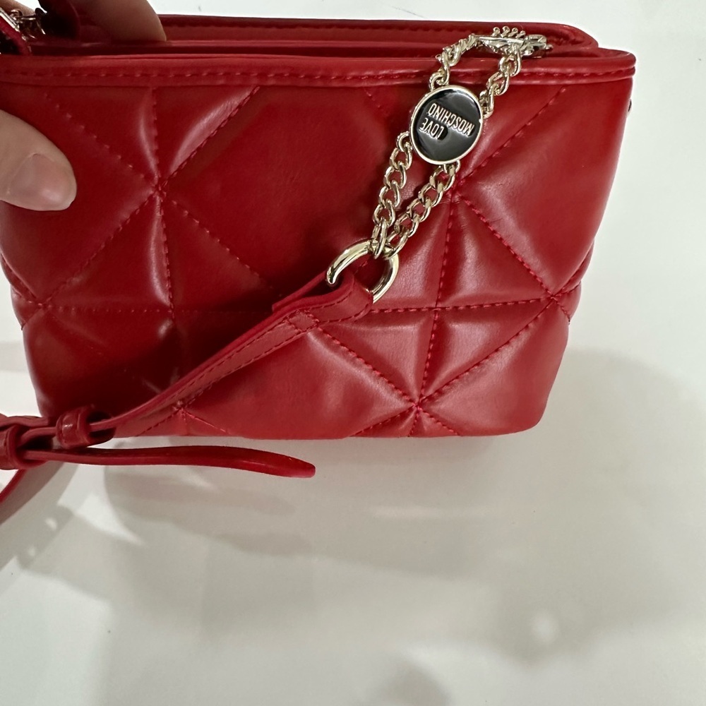 Love Moschino Red Quilted Crossbody Bag Double Zip NWT - Picture 8 of 14